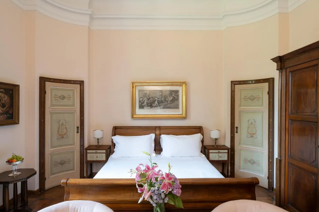 Villa Galimberti Maison De Charme Osnago Italien